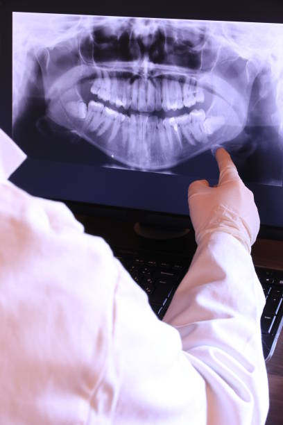 Best Cracked Tooth Emergency Dentist  in Farmington, PA